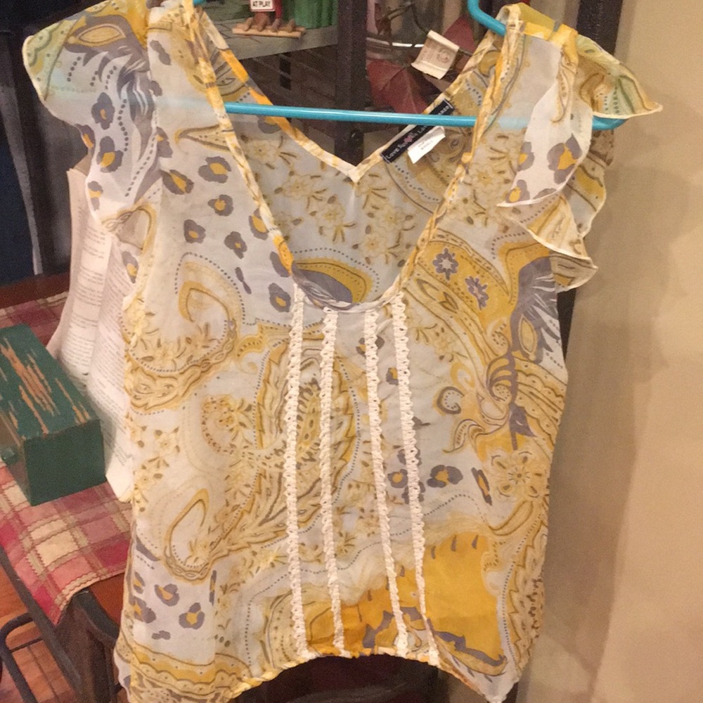Women’s top size small grey, yellow and white